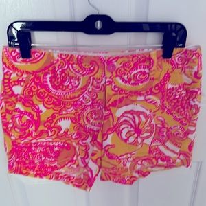 Lilly Pulitzer womens Callahan shorts size 6